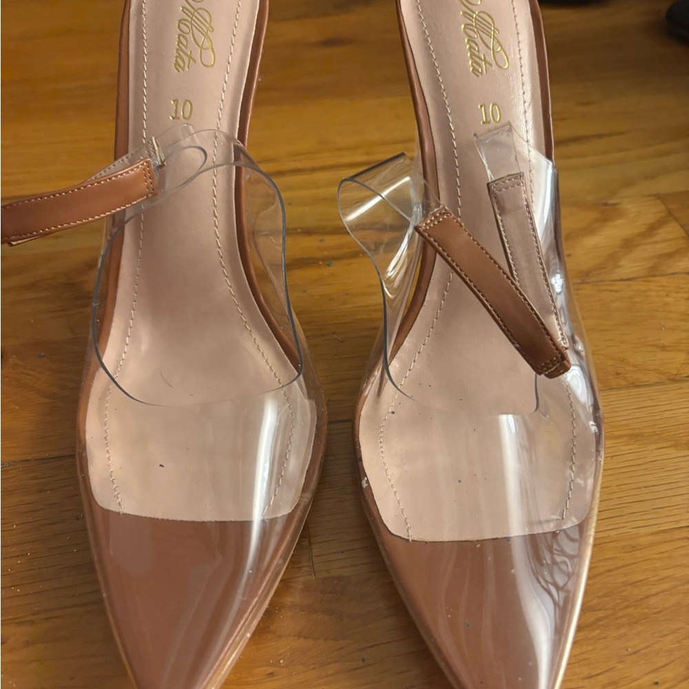 Clear Strap Nude Heels by Moda – Size 10